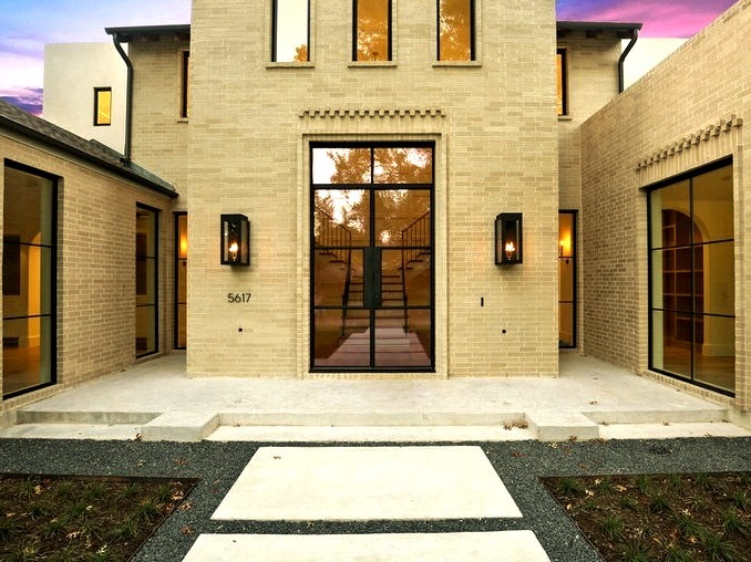 Brick - Modern Exterior